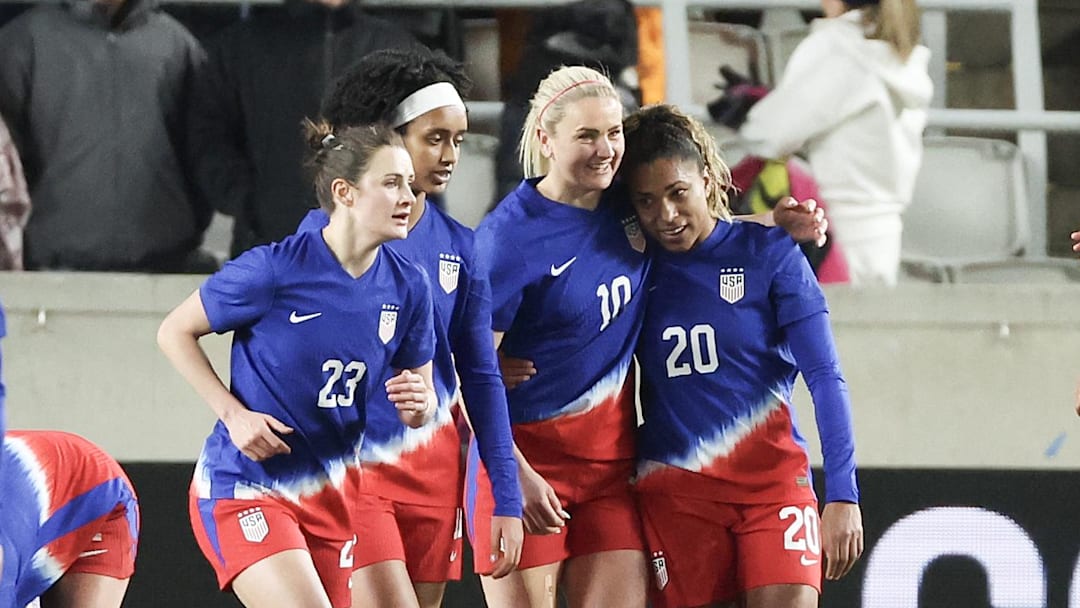 绿联星辰GS2200户外电源